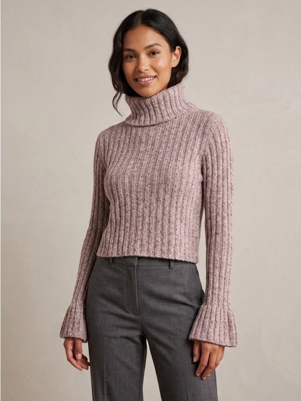 Free People || Woman’s Twisted Cable Turtleneck Sweater size Medium